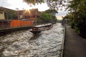 khlong saen saep bangkok